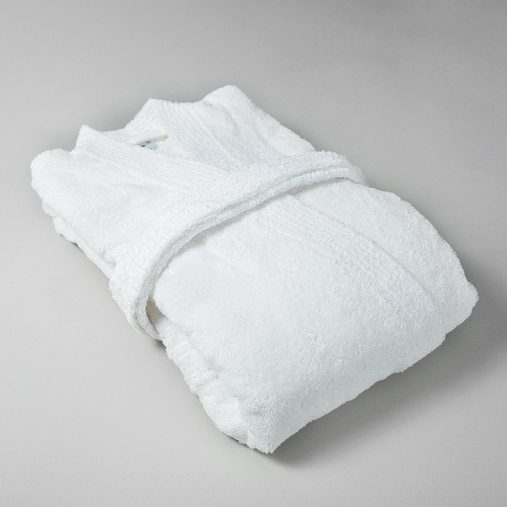 BESTICKTER BADEMANTEL / MORGENMANTEL • THINK OUTSIDE THE BOX