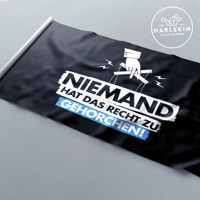 FLAGGE / SCHWENKFAHNE • HANNAH ARENDT: NIEMAND HAT DAS RECHT ZU GEHORCHEN
