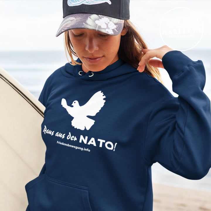 FRIEDENSBEWEGUNG.INFO HOODIE MÄDELS • RAUS AUS DER NATO
