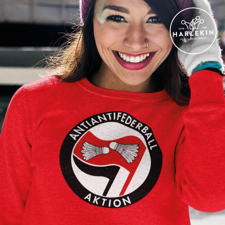 ADBUSTING & GUERILLA SWEATER MÄDELS • ANTIANTIFEDERBALL-AKTION-HARLEKINSHOP