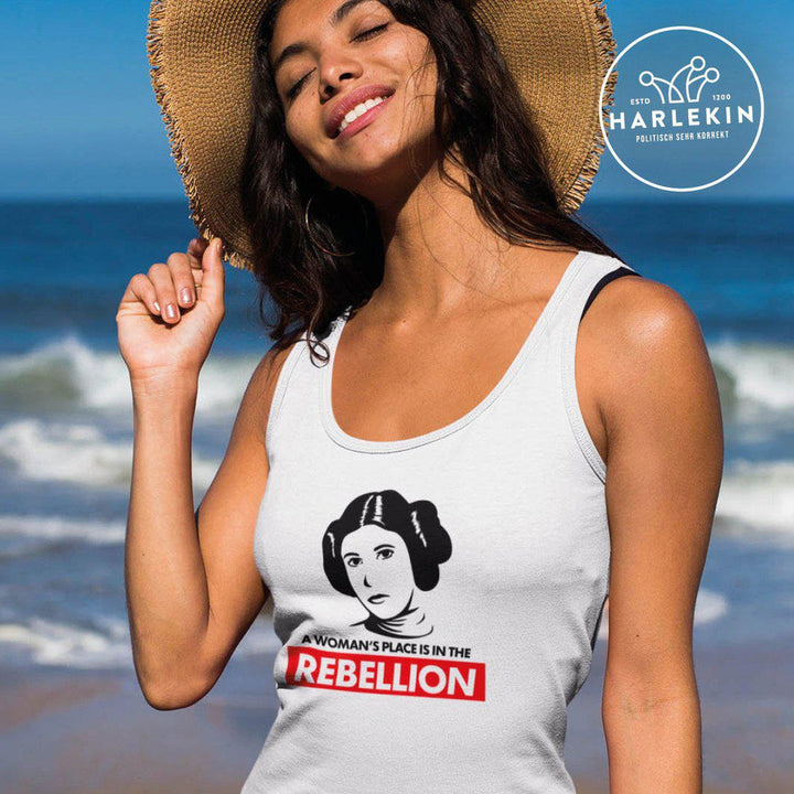 DEMOKR. WIDERSTAND ORGANIC TANK TOP MÄDELS • A WOMANS PLACE IS IN THE REBELLION-HARLEKINSHOP
