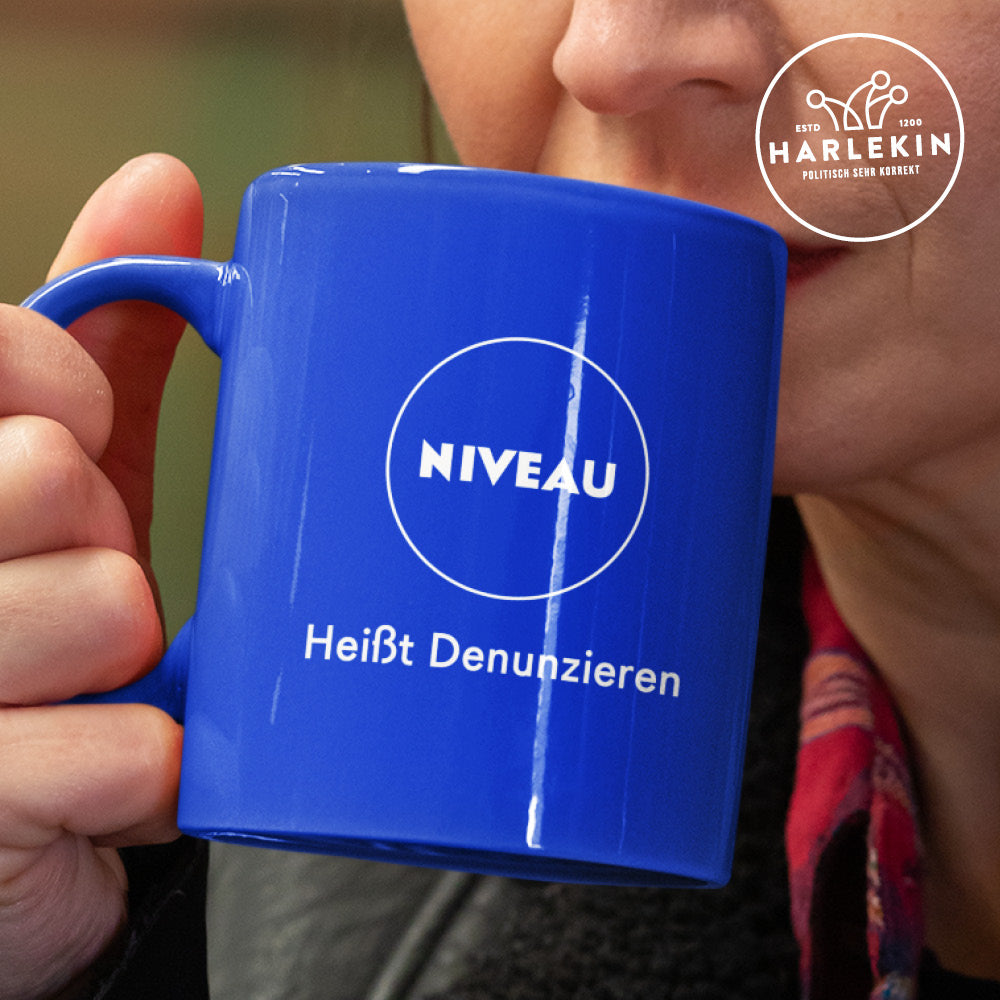 DIE WERBEANSTALT TASSE • NIVEAU HEISST DENUNZIEREN-HARLEKINSHOP