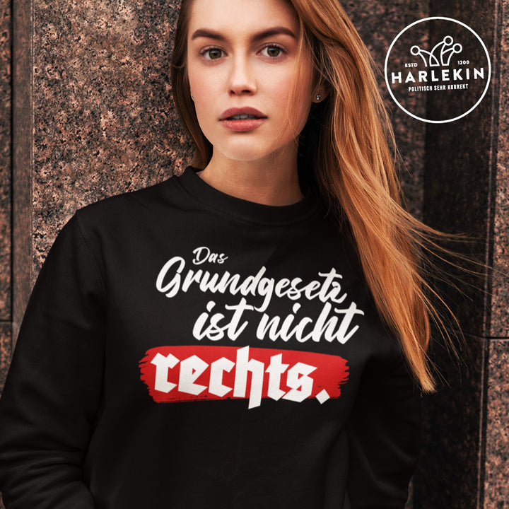 SWEATER MÄDELS • DAS GRUNDGESETZ IST NICHT RECHTS