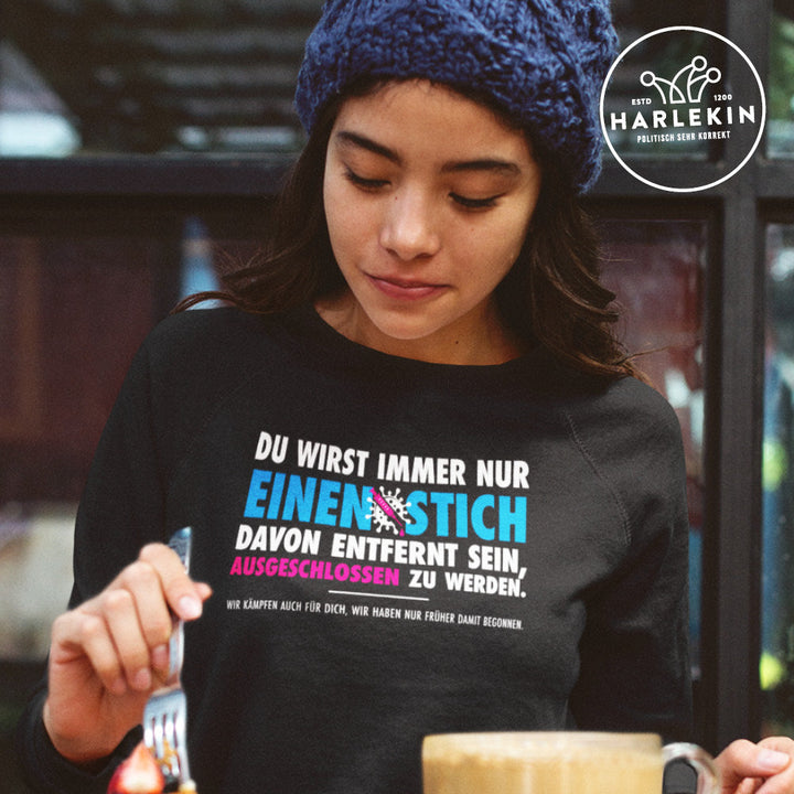 SWEATER MÄDELS • DU WIRST IMMER NUR EINEN STICH ENTFERNT SEIN-HARLEKINSHOP