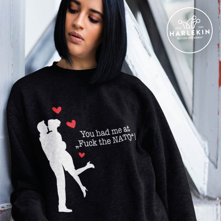 SWEATER MÄDELS • YOU HAD ME AT FUCK THE NATO-HARLEKINSHOP