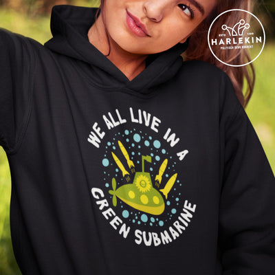 HOODIE MÄDELS • WE ALL LIVE IN A GREEN SUBMARINE