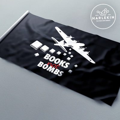 FLAGGE / SCHWENKFAHNE • BOOKS NOT BOMBS